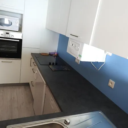 Avec Balcon - A 150m, Parking - Fr-1-92-639 * Les Sables-d'Olonne