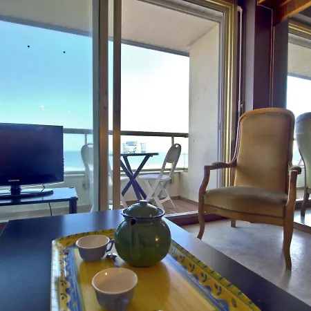 Apartment Avec Balcon - A 150m, Parking - Fr-1-92-639