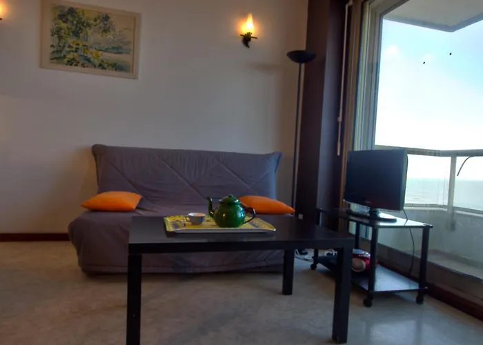 Avec Balcon - à 150m, Parking - Fr-1-92-639 Appartamento