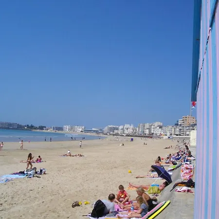 Avec Balcon - A 150m, Parking - Fr-1-92-639 Daire *